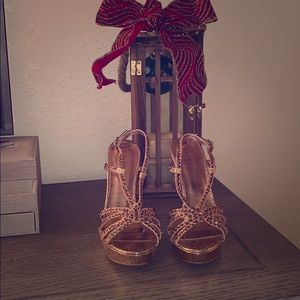 Gold pink nice heels